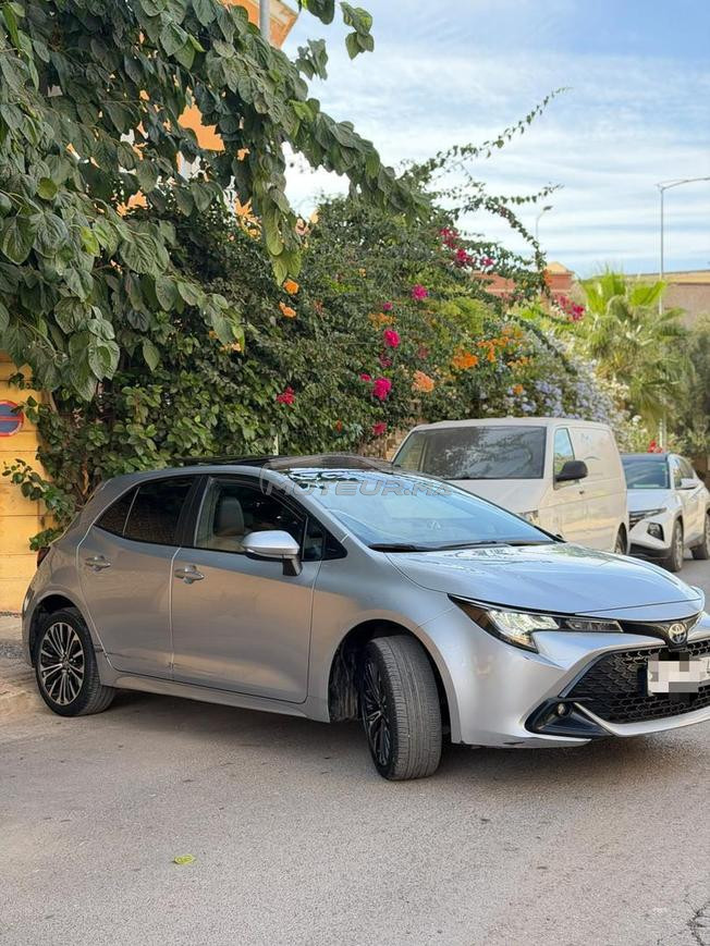 TOYOTA COROLLA S HYBRID 