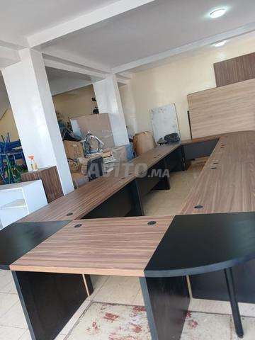 ✨ Table de réunion sur mesure pour salle de conférence - 2