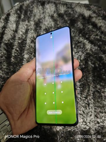 Samsung Galaxy S20 plus - 2
