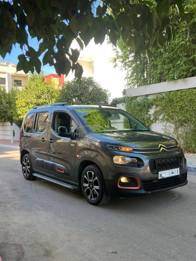 Citroën berlingo automatique (8 rapport )