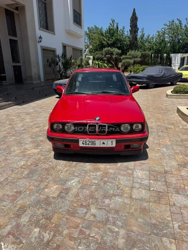BMW 320i E30