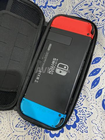Nintendo Switch V2 بحالة جيدة - 2