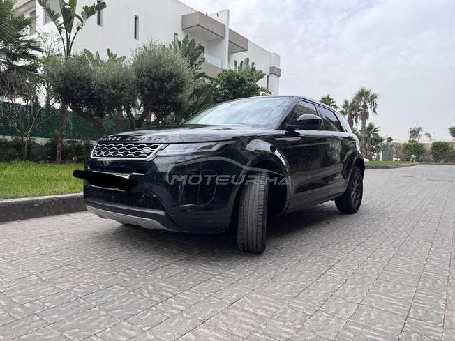Land Rover évoque 
