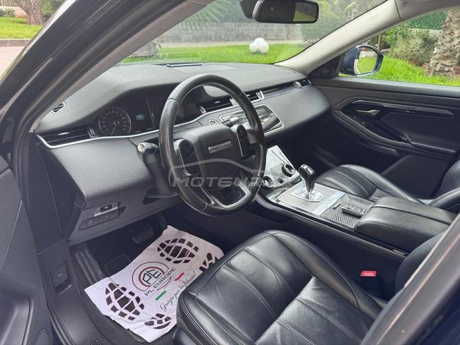 Land Rover évoque 