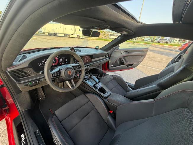 Porsche 911 Carrera GTS 2025 