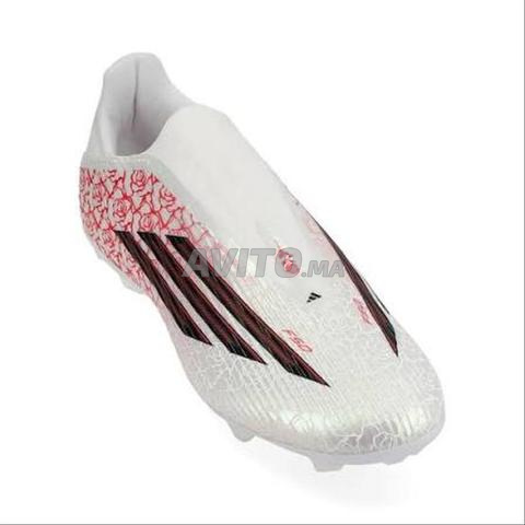 حذاء كرة قدم Adidas جديد وهدايا 🎁 - 2