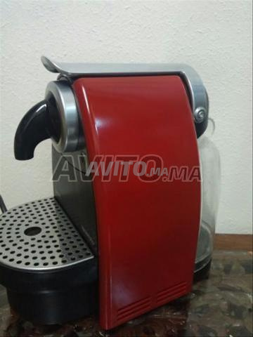 NESPRESSO ESENZA KRUPS OU DELONGHI - 2