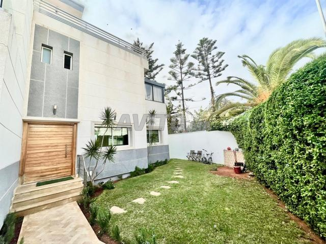 Villa de Prestige de 270m² à vendre - 2