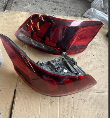 إضاءة خلفية يمنى بيجو 301 - 2
