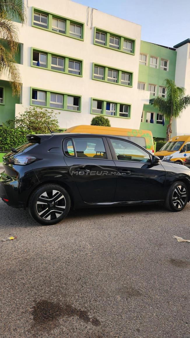 Peugeot 208 Diesel Manuelle 2024 à Casablanca