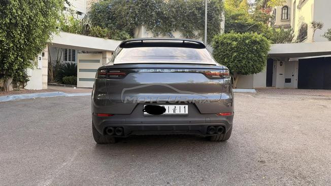 Porsche Cayenne Hybride 2021