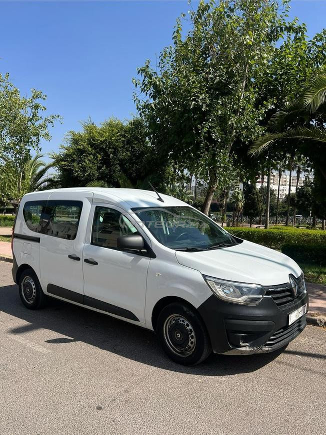 RENAULT EXPRESS 2022