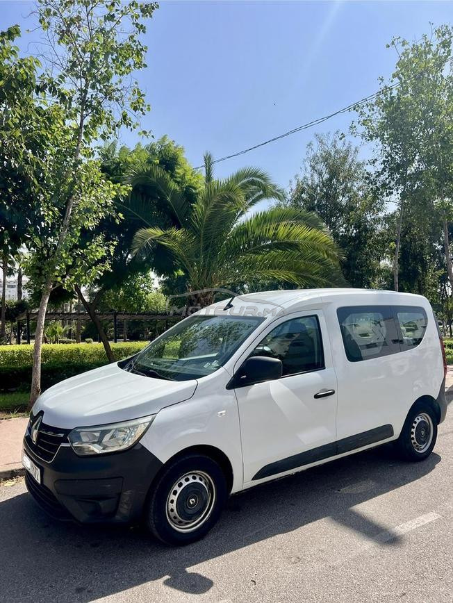 RENAULT EXPRESS 2022