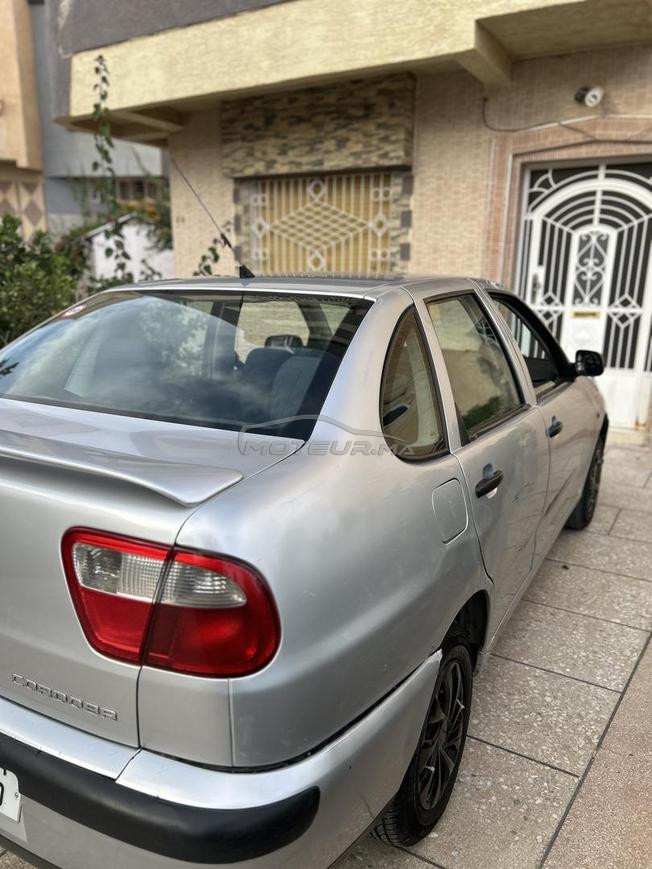 seat cordoba 2001 esence oujda