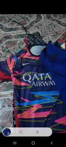 18 t-shirts pour 180 dh - 2