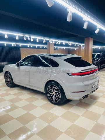 Porsche Cayenne E-HYBRID Automatique 2024/10