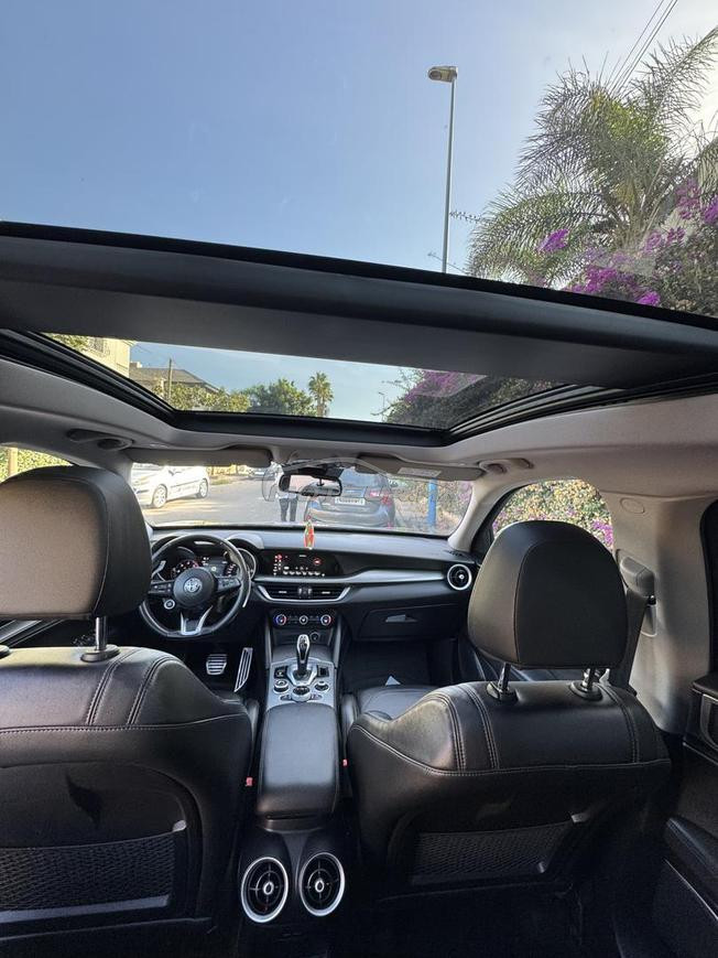 alfa Romeo stelvio Q4 véloce 