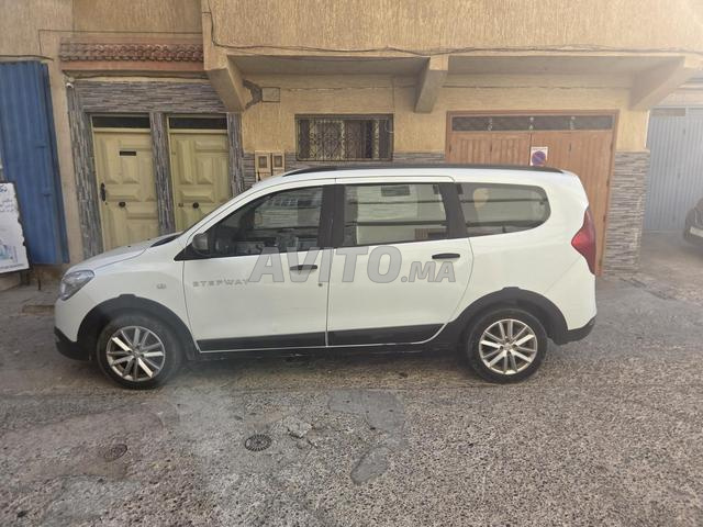 Dacia Lodgy Stepway - 2