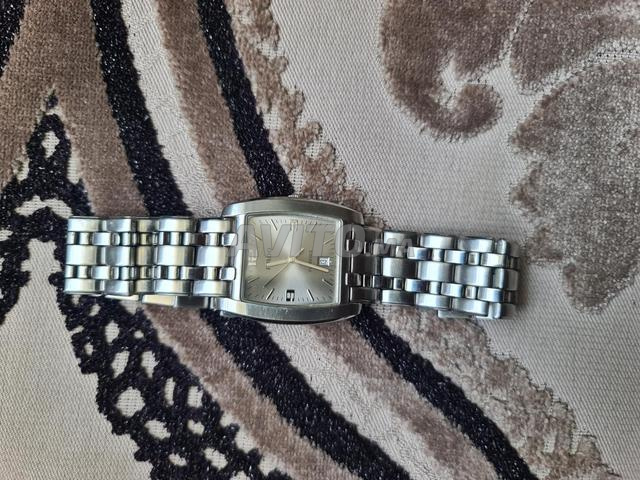 ⌚ RADO Florence Suisse – Quartz – Cristal Saphir