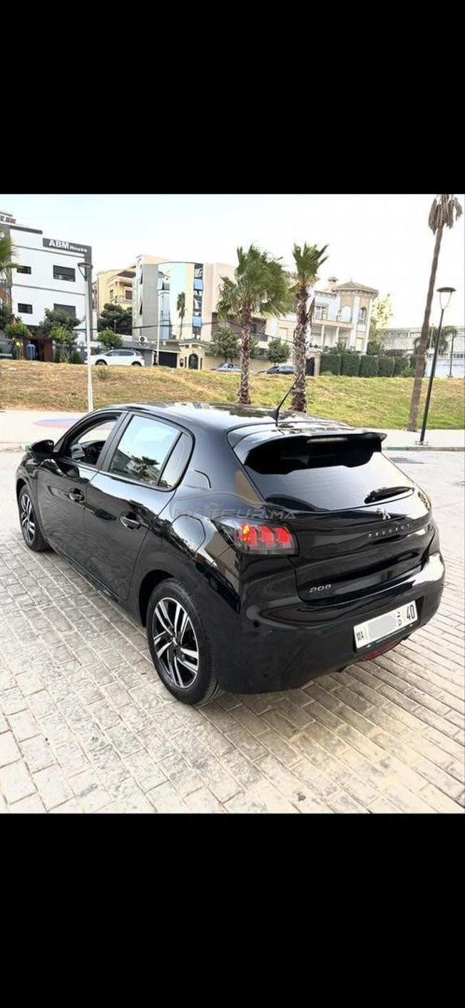 Peugeot 208 automatique 