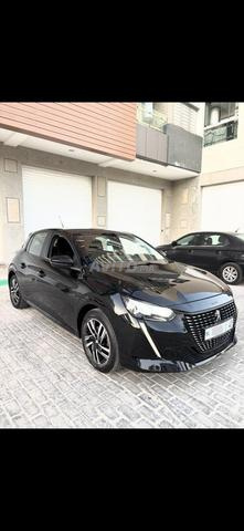 Peugeot 208 automatique - 2