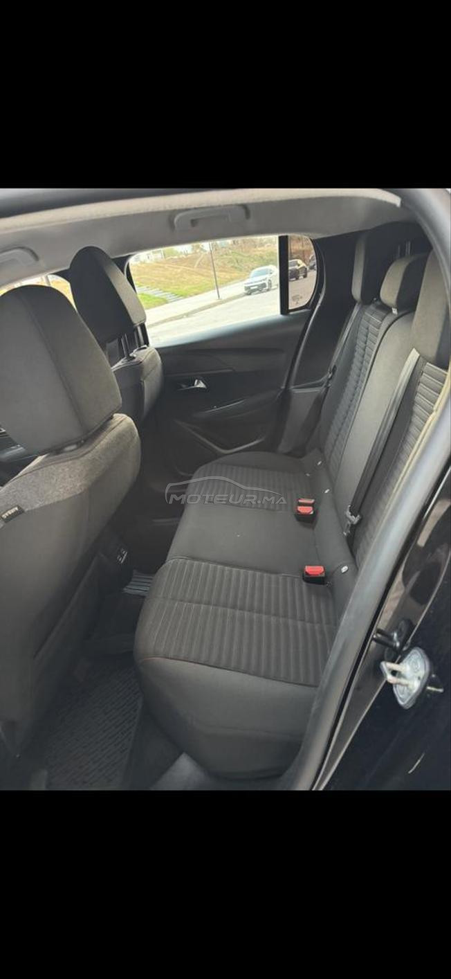 Peugeot 208 automatique 