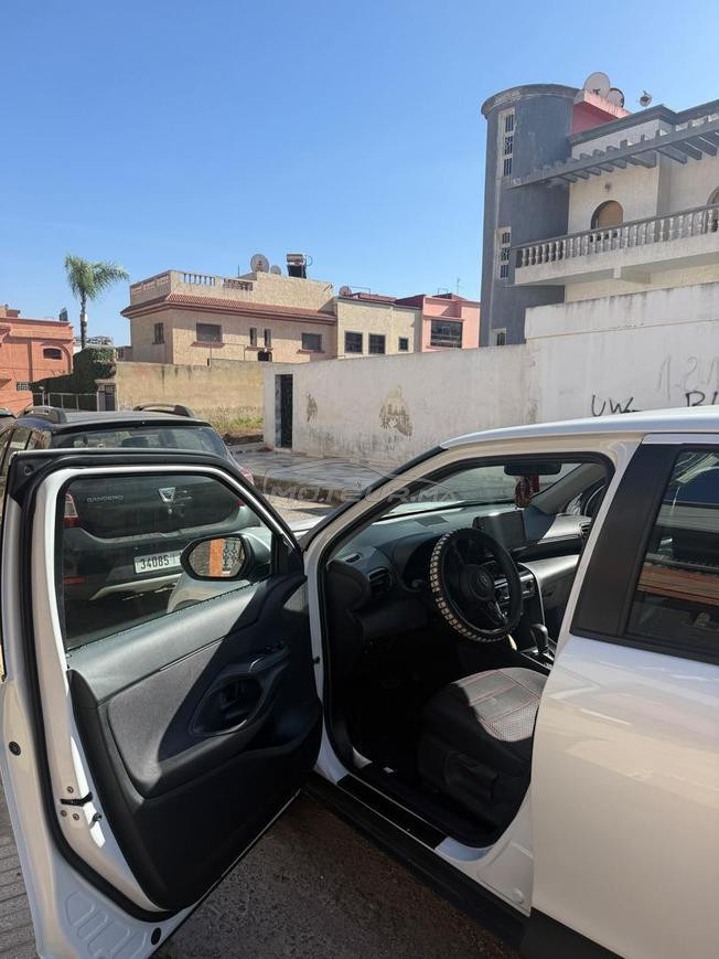 Toyota Yaris Hybride Automatique 2025 à Mohammedia