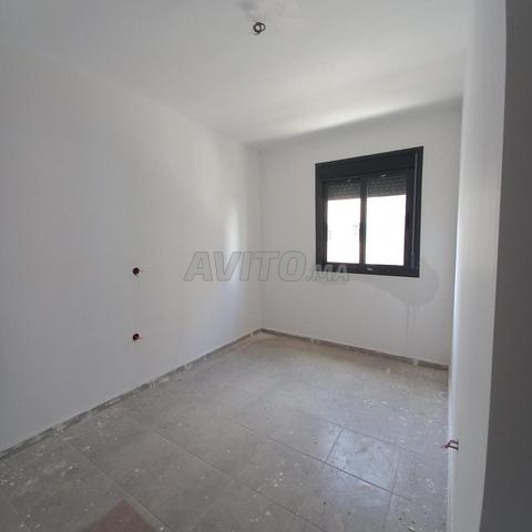 Appartement 57 m², ascenseur, balcon, vue sur rue - 2