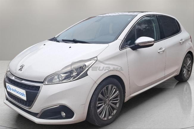 Peugeot 208 Diesel Manuelle 2019 à Tanger