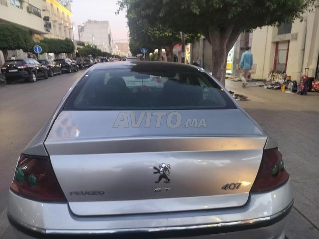 Peugeot 407
