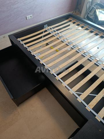 سرير ايكيا و 2 كوافوزات بحالة جيدة جداً - 2