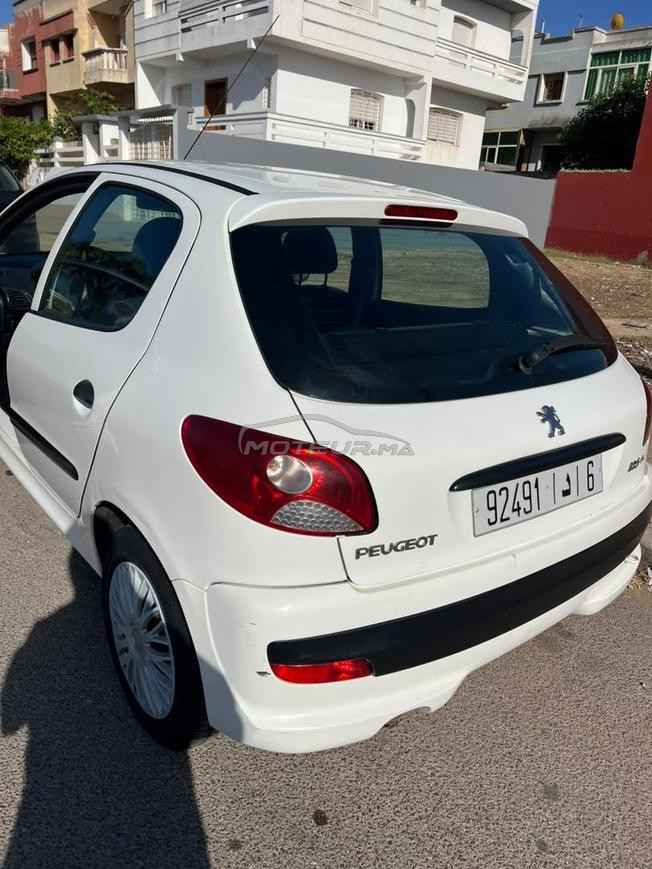 Peugeot 206 plus Essence Manuelle 2012 à El Jadida