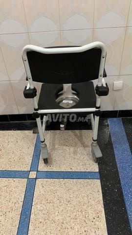 Chaise de toilette - 2