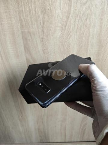 Samsung S10e 128Go 6Ram Officiel - 2