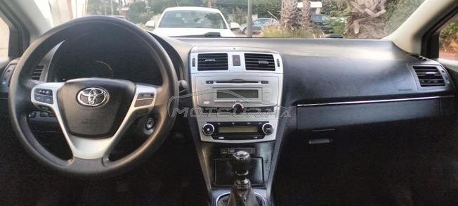 toyota avensis 2013 