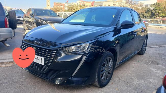 Peugeot 208.