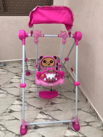 Excellente balançoire pour enfants en excellent état - 2