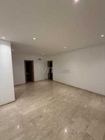 Appartement à louer 106 m² à Temara - 2