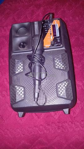 Enceinte portable avec microphone - 2