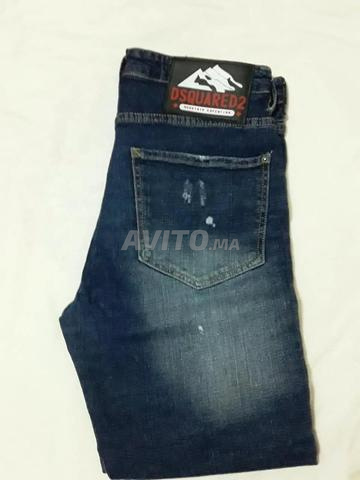 جينز DSQUARED2 أصلي صنع في إيطاليا - 2