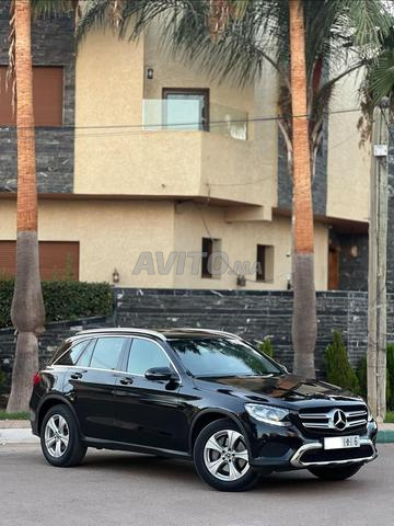 مرسيدس بنز 220 GLC