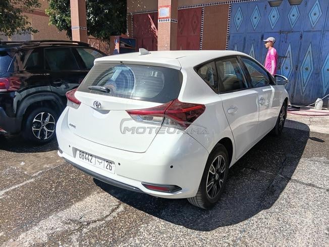 Auris tres bon etat 1ere main