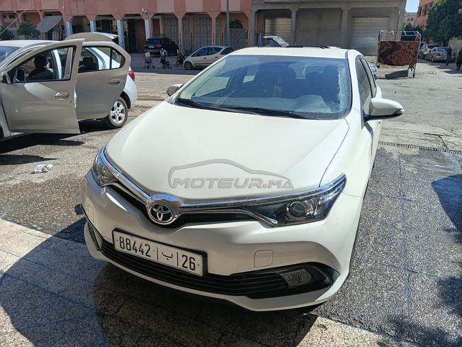 Auris tres bon etat 1ere main