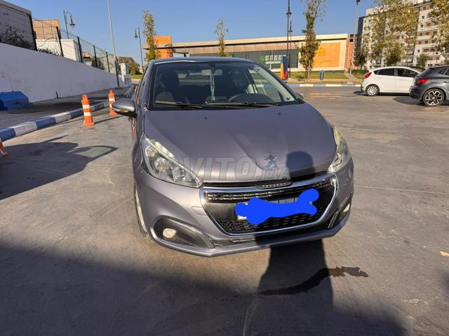 بيع سيارتي بيجو 208 ديزل