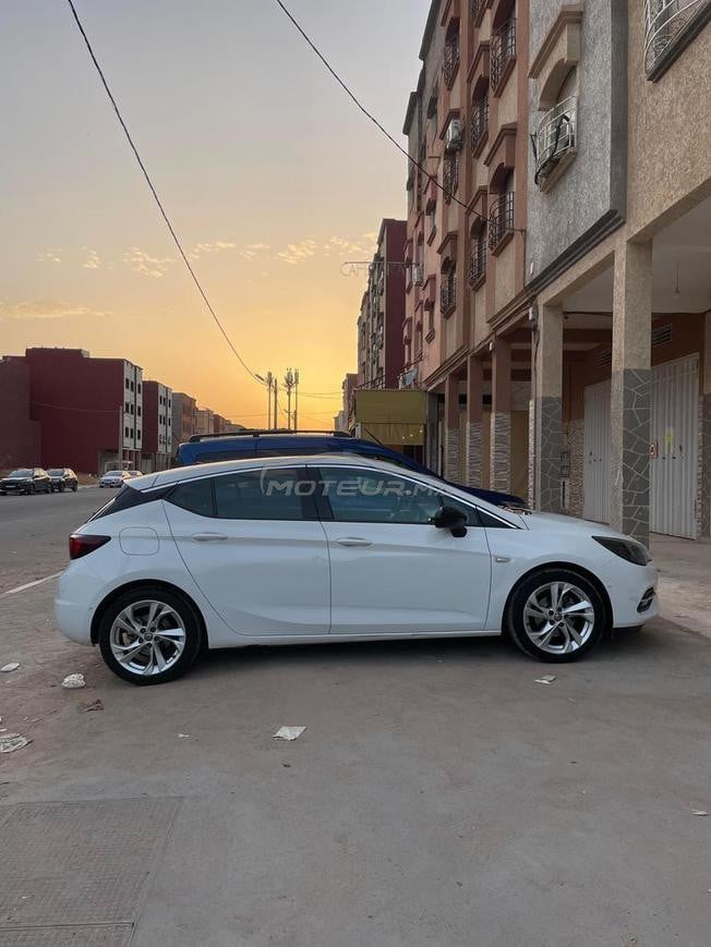 Opel Astra Diesel Automatique 2021 à Marrakech
