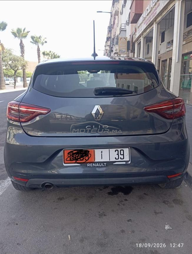 clio 5 modèle 2022 à vendre 