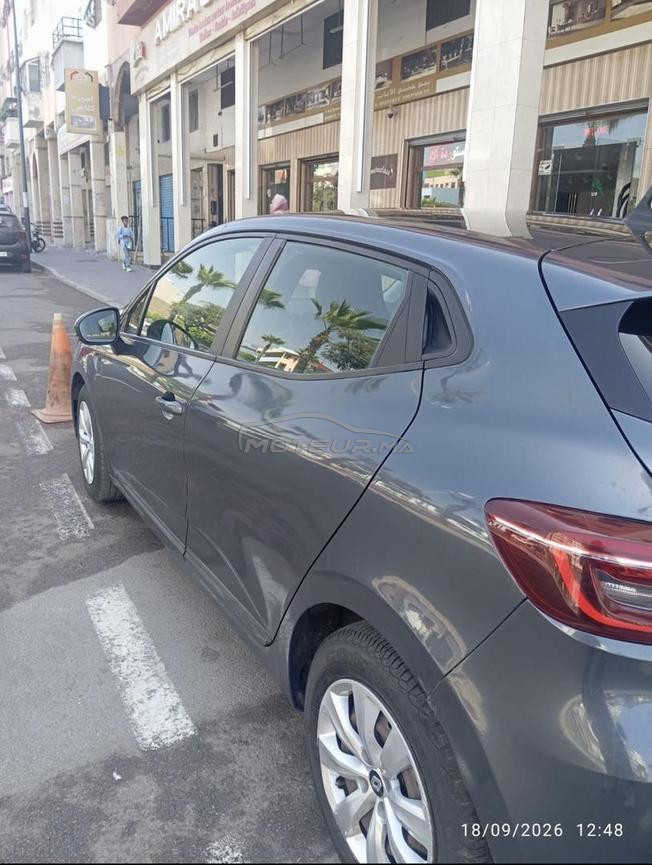 clio 5 modèle 2022 à vendre 