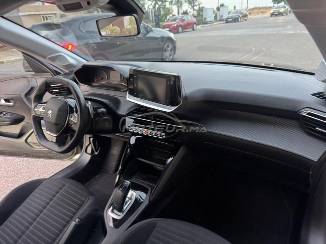 Peugeot 208 Automatique 2021