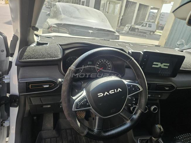 Une voiture très propre.