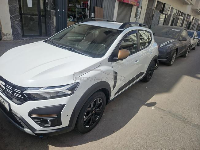 Une voiture très propre.
